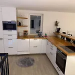 Modernes Einfamilienhaus Direkt Am Rhein Apartman *
