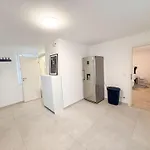 Modernes Einfamilienhaus Direkt Am Rhein Apartman Karlsruhe