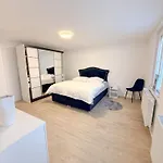 Modernes Einfamilienhaus Direkt Am Rhein * Karlsruhe