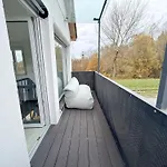 Modernes Einfamilienhaus Direkt Am Rhein Apartman *