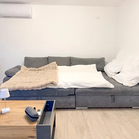 Modernes Einfamilienhaus Direkt Am Rhein דירה