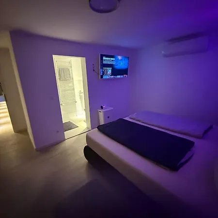Modernes Einfamilienhaus Direkt Am Rhein * كارلسروه